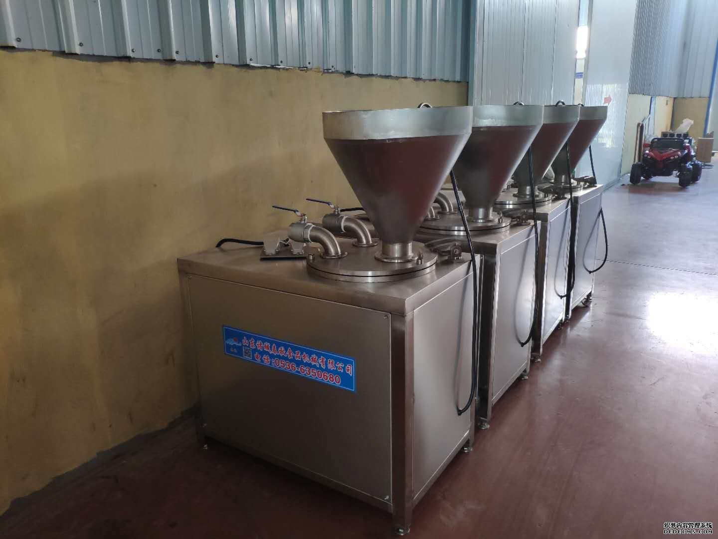 台（tái）灣烤腸凍肉絞肉機 400真空灌（guàn）腸機 香（xiāng）腸真空（kōng）拌餡